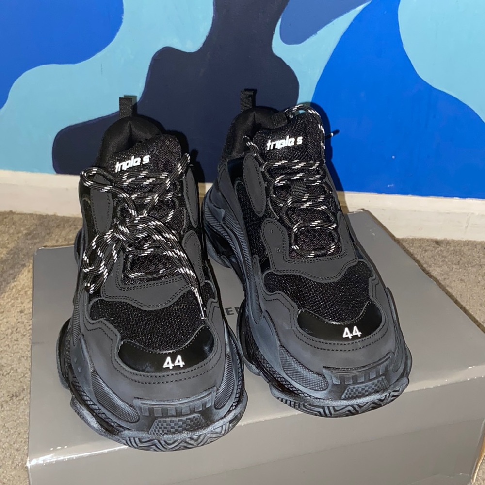 Balenciaga Triple S Clear Sole - Black (US 11, EU 44)